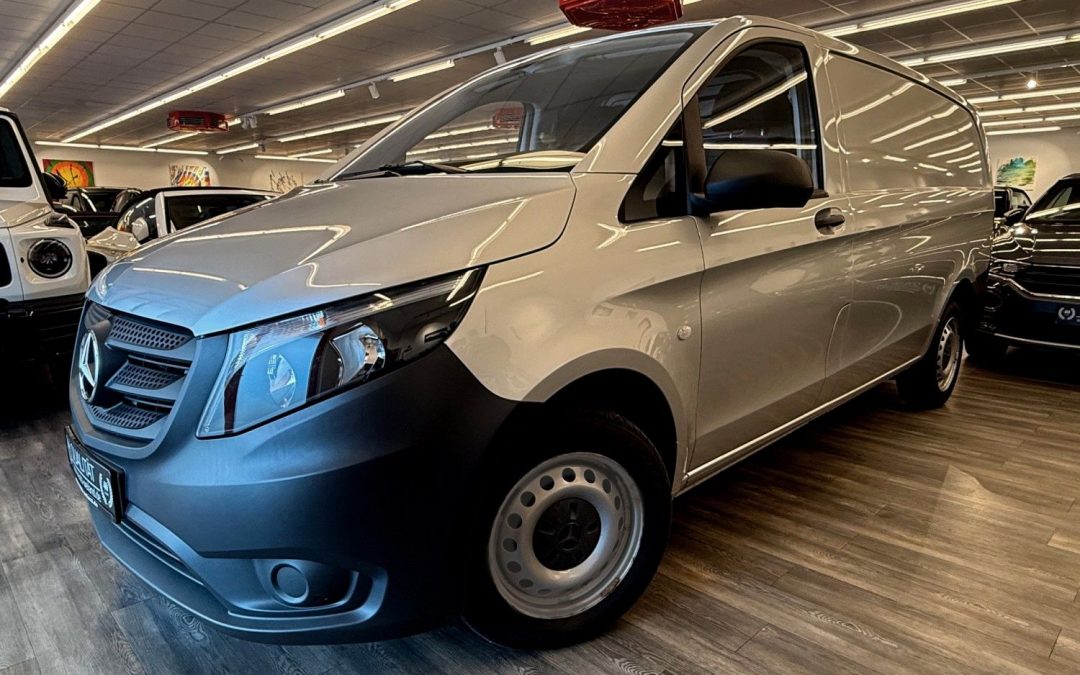 Mercedes-Benz Vito 109 Kasten Lang Erst 52TKM AHK Navi LED 1A