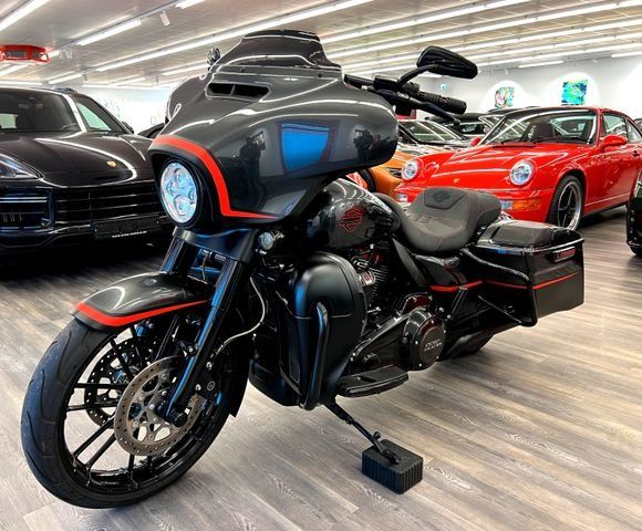 Harley-Davidson Ultra CVO Limited Mega Optik 1A